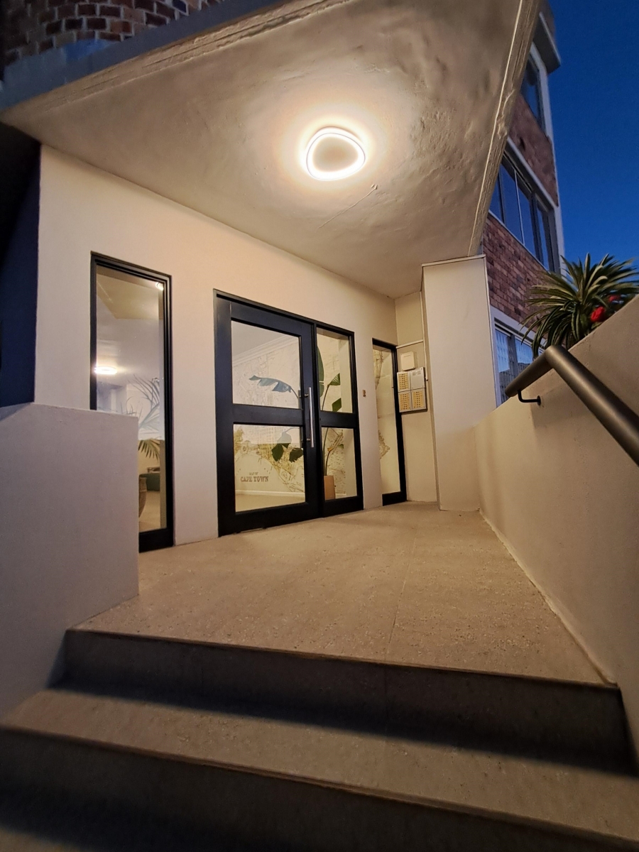 To Let 0 Bedroom Property for Rent in Sea Point Western Cape